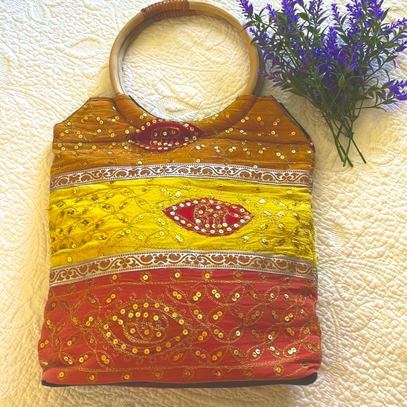 Handbags - PURSE / TOTE Sequins & Embroidery, Zip Top,  Excellent Cond.